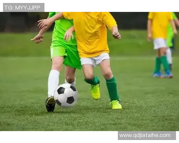 深圳足球队耐力分析与比赛表现的深度探讨与反思